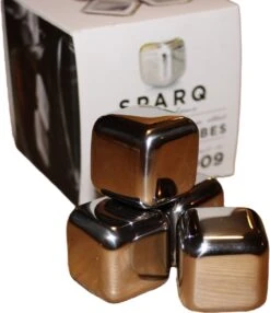 Sparq Home - Cubes à Whisky RvS - Pierres à Whisky - Ensemble De 4 Pièces - Pierres à Whisky - Pierres à Whisky - Glaçons - Cadeau - Noël 13 Sparq Home - Cubes à Whisky RvS - Pierres à Whisky - Ensemble De 4 Pièces - Pierres à Whisky - Pierres à Whisky - Glaçons - Cadeau - Noël -Cuisine Fournitures Magasin 1038x1200 1