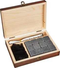 Pierres à Whisky - Whisky - Pierres à Whisky - Coffret Whisky - Coffret Whisky - Glaçons Réutilisables - Cadeau - 12 Pièces + Pince Inox Et Pochette Velours - Coffret Whisky - Vaderdag - Whisky - Cave & Garden