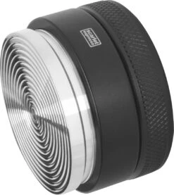 Expresso écarlate | Tamper "Grande Flat" Pour Barista; Avec Rainures 3D Pour Une Extraction Parfaite Avec Des Machines Porte-tamis; Des Tailles Différentes; à Toute épreuve. Noir 58 Mm 16 Expresso écarlate | Tamper "Grande Flat" Pour Barista; Avec Rainures 3D Pour Une Extraction Parfaite Avec Des Machines Porte-tamis; Des Tailles Différentes; à Toute épreuve. Noir 58 Mm -Cuisine Fournitures Magasin 1069x1200 3