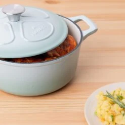 Cocotte En Fonte Navaris Avec Couvercle - Cocotte - Convient Pour La Cuisson à Induction, Gaz Et Vitrocéramique - Passe Au Four Jusqu'à 260 °C - Vert Menthe 13 Cocotte En Fonte Navaris Avec Couvercle - Cocotte - Convient Pour La Cuisson à Induction, Gaz Et Vitrocéramique - Passe Au Four Jusqu'à 260 °C - Vert Menthe -Cuisine Fournitures Magasin 1199x1200 10