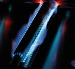 Barbecue à Gaz Enders Monroe Pro 3 SIK Turbo - 56 KG - Inox - Surface De Cuisson 62 × 43 Cm - Matière Grille De Cuisson Fonte émaillée -Cuisine Fournitures Magasin 1200x1108