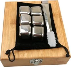 Set De Pierres à Whisky (6 Pièces) Incl. - Pierres Whisky Les Tenailles - Luxe Gift Set - Cubes De Glace Réutilisables - Icecubes Avec Des Pinces 8 Set De Pierres à Whisky (6 Pièces) Incl. - Pierres Whisky Les Tenailles - Luxe Gift Set - Cubes De Glace Réutilisables - Icecubes Avec Des Pinces -Cuisine Fournitures Magasin 1200x1126 6