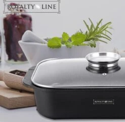 Royalty Line Cocotte - 6 Litres - Cocotte - 32 Cm - Cocotte Induction Pour Tous Feux - Sans Four - Avec Bouton Arôme Et Couvercle En Verres - Zwart -Cuisine Fournitures Magasin 1200x1175 3