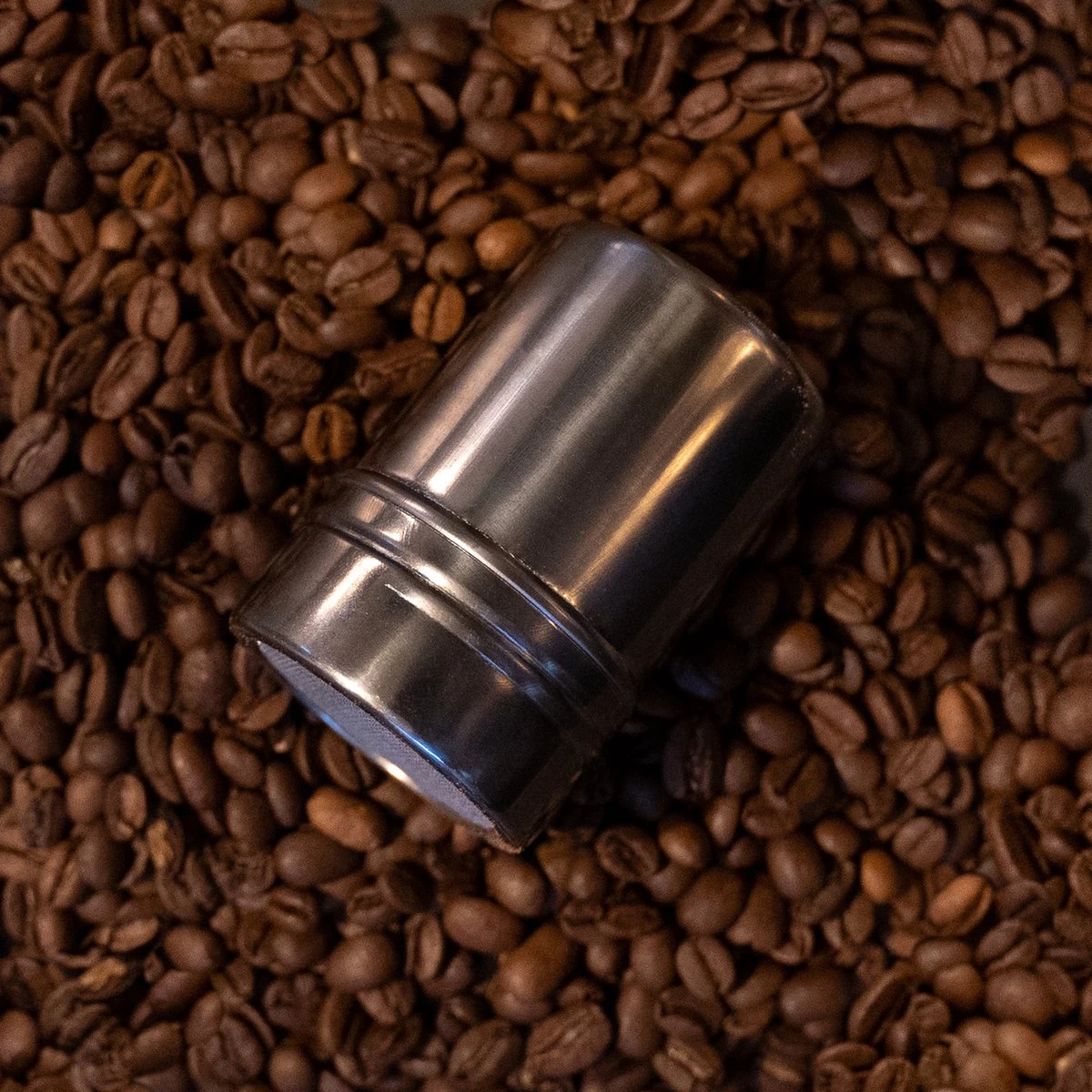 Épandeur De Poudre De Cacao VSE Avec Tamis Fin - Arrosoir - 5 X 7 Cm - Acier Inoxydable Argenté 4 Épandeur De Poudre De Cacao VSE Avec Tamis Fin - Arrosoir - 5 X 7 Cm - Acier Inoxydable Argenté – Image 4