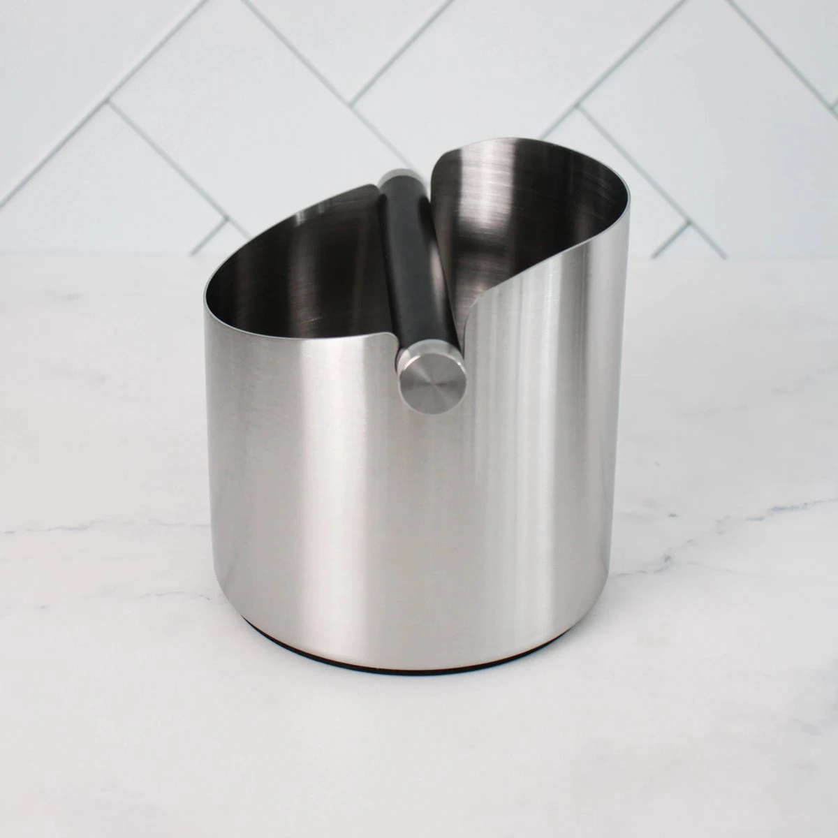 Boîte à Frapper En Acier Inoxydable - 11cm - Argent - Boîte à Frapper - Boîte à Frapper - Boîte à Café - Boîte à Frapper 3 Boîte à Frapper En Acier Inoxydable - 11cm - Argent - Boîte à Frapper - Boîte à Frapper - Boîte à Café - Boîte à Frapper – Image 3