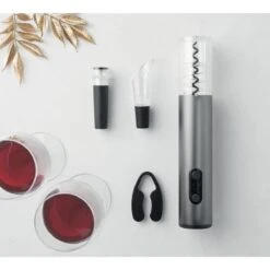 Set à Vin 4 Pièces - Coffret Cadeau Vin Avec Tire-bouchon électrique, Bouchon De Bouteille, Coupe-papier Et Bec Verseur Pour Bouteille De Vin - Wijn & Co 5 Set à Vin 4 Pièces - Coffret Cadeau Vin Avec Tire-bouchon électrique, Bouchon De Bouteille, Coupe-papier Et Bec Verseur Pour Bouteille De Vin - Wijn & Co -Cuisine Fournitures Magasin 1200x1200 1369