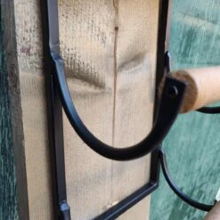 Casier à Vin Industriel Métal Bois 4 Bouteilles Fixation Murale Noir -Cuisine Fournitures Magasin 1200x1200 1571