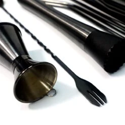 Set à Cocktail Par Simver - Ensemble à Cocktail 9 Pièces - Set Shaker à Cocktail (750 Ml) - Coffret Cadeau De Luxe - Métal Zwart -Cuisine Fournitures Magasin 1200x1200 1804