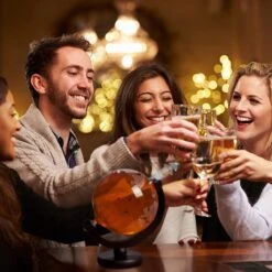 Set De Carafes à Whisky , Coffret Cadeau Carafe Globe , 1500 Ml - Comprenant Des Verres, Des Pierres à Whisky Et Un Bouchon En Verres -Cuisine Fournitures Magasin 1200x1200 2087