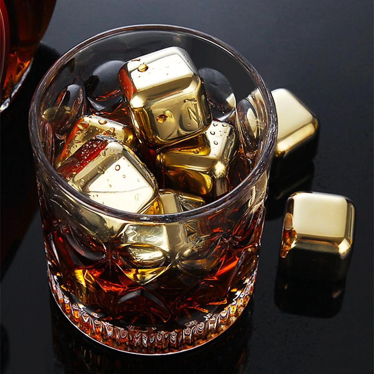 Coffret à Whisky De Luxe + 6 Pierres à Whisky + 1 Pochon Velours + Boîte De Rangement - Réutilisable - Inoxydable - Or 5 Coffret à Whisky De Luxe + 6 Pierres à Whisky + 1 Pochon Velours + Boîte De Rangement - Réutilisable - Inoxydable - Or – Image 5