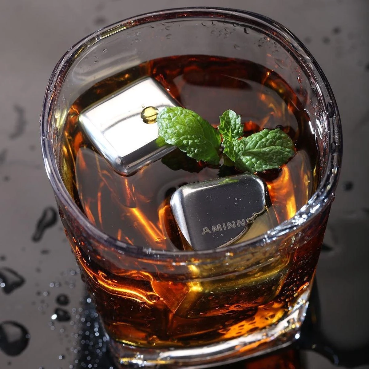 Decopatent® Whisky Stones Set De 8x Glaçons En Acier Inoxydable + Pinces - Whisky Stones - Moule à Glaçons - Cocktail Ice Cube Cooling Stones 8 Decopatent® Whisky Stones Set De 8x Glaçons En Acier Inoxydable + Pinces - Whisky Stones - Moule à Glaçons - Cocktail Ice Cube Cooling Stones – Image 8