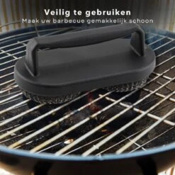Cheqo® BBQ Brush - Brosse à Barbecue - Brosse De Nettoyage - Grattoir - Indispensable - Manche Groot - 2 Brosses Rondes - 19x10x8cm -Cuisine Fournitures Magasin 1200x1200 2462