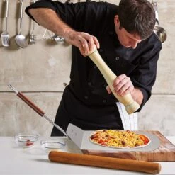Relaxdays Pelle à Pizza Manche Bois - Pliable - Spatule à Pizza Inox - Four Pelle à Pizza -Cuisine Fournitures Magasin 1200x1200 2565