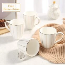 Lot De 4 Tasses à Café DUJUST (400 Ml), Design Britannique De Luxe Avec Garnitures Dorées Faites à La Main, Ensemble De Tasses En Porcelaine Blanche Et Dorée De 1ère Classe Pour Café, Thé Et Lait, Belles Tasses En Porcelaine Fine Et Ornée. 9 Lot De 4 Tasses à Café DUJUST (400 Ml), Design Britannique De Luxe Avec Garnitures Dorées Faites à La Main, Ensemble De Tasses En Porcelaine Blanche Et Dorée De 1ère Classe Pour Café, Thé Et Lait, Belles Tasses En Porcelaine Fine Et Ornée. -Cuisine Fournitures Magasin 1200x1200 2943