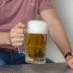 Labyrinth - Verre à Bière Dans Une Boîte En Bois (27x21x21 Cm) Avec Sous-verre En Bois - Chope à Bière 1 Litre - Coffret Cadeau -Cuisine Fournitures Magasin 1200x1200 2993