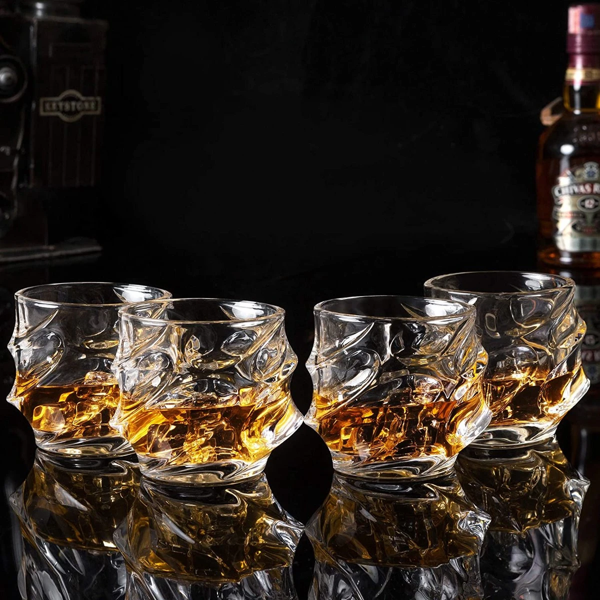 Ensemble De Glas à Whisky Set, Verres à Whisky En Cristal Sans Plomb Pour Cognac, Martini, Cocktails, Whisky, Scotch, Vodka, 320 Ml, 4 Pièces 2 Ensemble De Glas à Whisky Set, Verres à Whisky En Cristal Sans Plomb Pour Cognac, Martini, Cocktails, Whisky, Scotch, Vodka, 320 Ml, 4 Pièces – Image 2