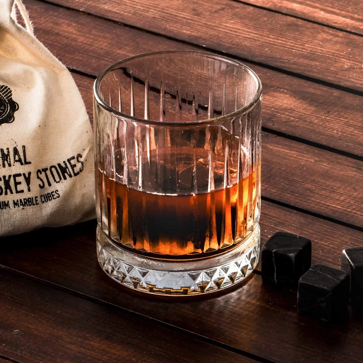 Set Whisky | Glas à Whisky Vintage à L'Ancienne | 12 Pièces De Pierres à Whisky Avec Sac Spécial | Cadeau Parfait Pour Les Vrais Hommes | Cadeaux D'anniversaire Pour Hem 3 Set Whisky | Glas à Whisky Vintage à L'Ancienne | 12 Pièces De Pierres à Whisky Avec Sac Spécial | Cadeau Parfait Pour Les Vrais Hommes | Cadeaux D'anniversaire Pour Hem – Image 3