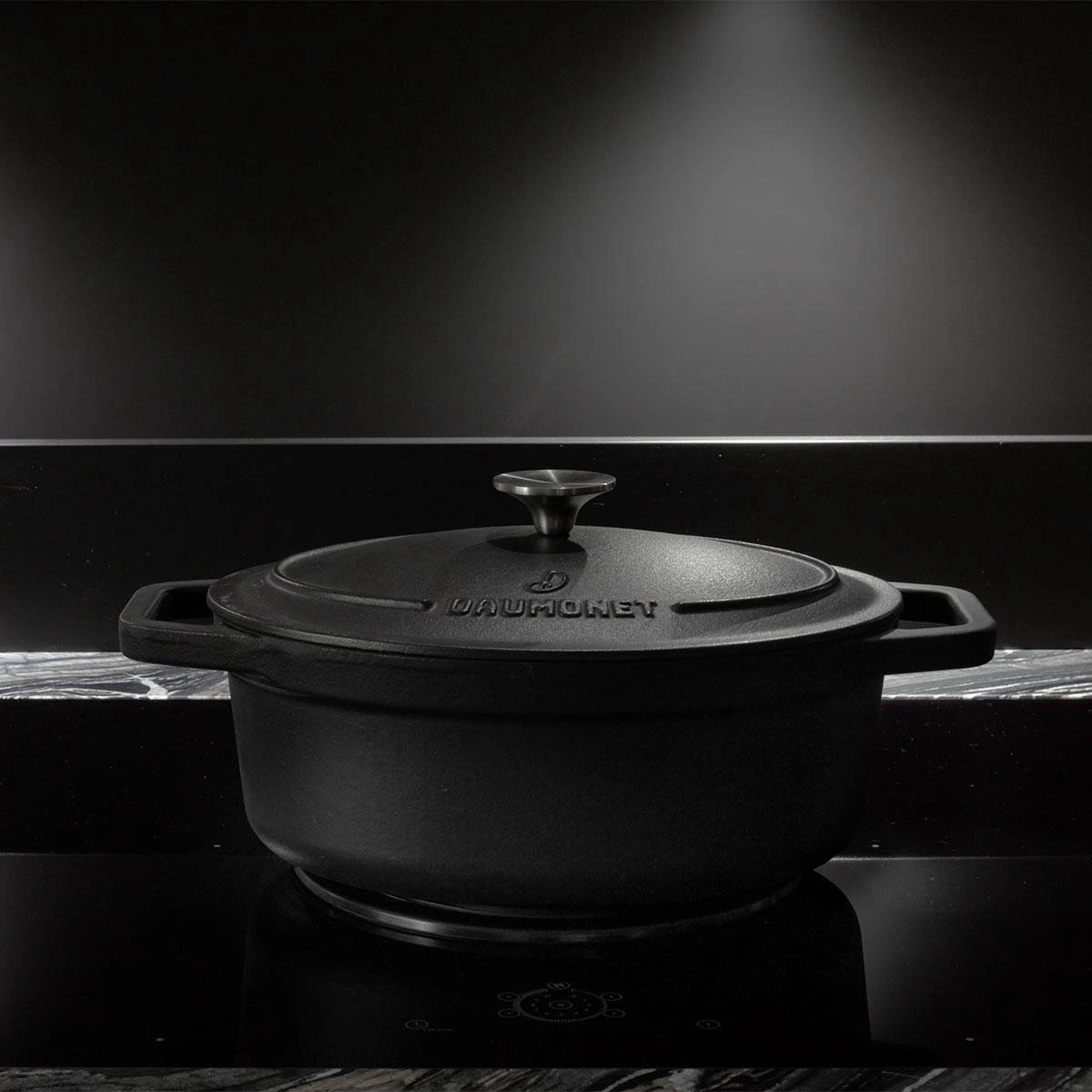 Poêle En Fonte Daumonet - Cocotte Rond - Ø 29 Cm - 5,4 Litres - Émail - Convient à Toutes Les Sources De Chaleur - Electrique - Gaz - Halogène - Induction - Céramique - Va Au Lave-vaisselle - Noir 12 Poêle En Fonte Daumonet - Cocotte Rond - Ø 29 Cm - 5,4 Litres - Émail - Convient à Toutes Les Sources De Chaleur - Electrique - Gaz - Halogène - Induction - Céramique - Va Au Lave-vaisselle - Noir – Image 12