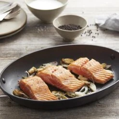 Poêle à Poisson Pan-à-moi Point-Virgule - Fonte Avec Revêtement Excalibur - 38x26cm -Cuisine Fournitures Magasin 1200x1200 574