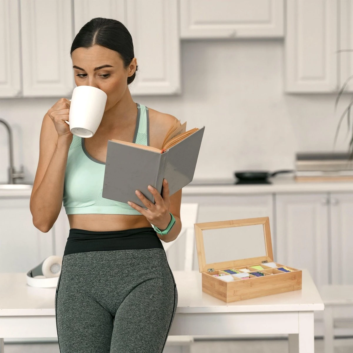 Boîte à Thé Relaxdays 10 Compartiments - Bambou - Boîte à Thé Bois - Avec Couvercle Et Fenêtre - Polyvalent 3 Boîte à Thé Relaxdays 10 Compartiments - Bambou - Boîte à Thé Bois - Avec Couvercle Et Fenêtre - Polyvalent – Image 3