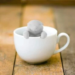 Infuseur De Passoire à Thee En Vrac En Siliconen Mignon Otter Thee Steeper Diffuseur Plateau à Thé Passoire Cuisine Outils (Grijs) -Cuisine Fournitures Magasin 1200x1200 972