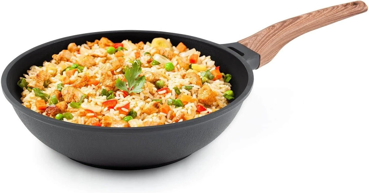 Rosmarino Black Line - Poêle Wok - Ø30cm - 100% Sans PFAS & PFOA - Fonte D'aluminium - Revêtement Minéral Antiadhésif - Poignée Ergonomique - Convient à Tous Feux & Lave-vaisselle 6 Rosmarino Black Line - Poêle Wok - Ø30cm - 100% Sans PFAS & PFOA - Fonte D'aluminium - Revêtement Minéral Antiadhésif - Poignée Ergonomique - Convient à Tous Feux & Lave-vaisselle – Image 6