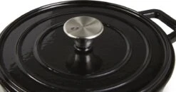 Magnani Cocotte En Fonte - Poêle à Mijoter Ronde - Marmite Émaillée - Avec Couvercle Et Anses - Zwart - Antiadhésif - ⌀ 24 X 10,5 Cm -Cuisine Fournitures Magasin 1200x630 2