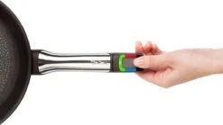 Tefal Assisteo De Haute Qualité En Aluminium Pan - 22 Cm | Comprend Un Module Intelligent Numérique -Cuisine Fournitures Magasin 1200x676