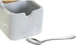 Sucrier / Sucrier En Céramique Blanche Avec Cuillère Et Couvercle En Bois De Bambou 8 X 10,5 Cm -Cuisine Fournitures Magasin 1200x718 2