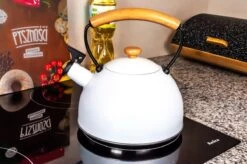 Bouilloire à Sifflet Florina Natura Line En Acier Inoxydable Blanc 2,3 Litres - Bouilloire - Convient à Toutes Les Sources De Chaleur -Cuisine Fournitures Magasin 1200x797 8