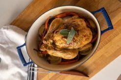 Saveur Selects Série Voyage - Casserole Ovale - 30 Cm - Avec Couvercle Léger Double Paroi - Blauw Classique - Convient À L'Induction - Sans PFAS - Garantie À Vie -Cuisine Fournitures Magasin 1200x799 23