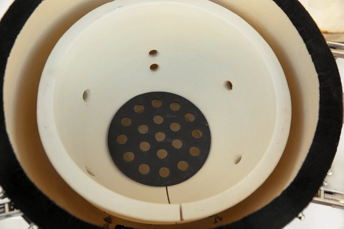 Kamado Medium Landmann Ø 45,7 Cm 18 Pouces Zwart - Avec Roulettes - Avec Thermomètre - Avec Grille De Ventilation - Barbecue Kamado - Barbecue En Céramique - Kamado Large 7 Kamado Medium Landmann Ø 45,7 Cm 18 Pouces Zwart - Avec Roulettes - Avec Thermomètre - Avec Grille De Ventilation - Barbecue Kamado - Barbecue En Céramique - Kamado Large – Image 7