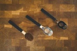 Barista & Co Doseur The Scoop - 2 Mesures: 6 Ml Et 15 Ml 11 Barista & Co Doseur The Scoop - 2 Mesures: 6 Ml Et 15 Ml -Cuisine Fournitures Magasin 1200x800 114