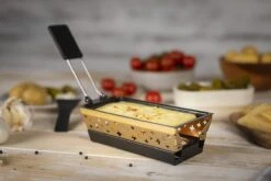 KUHN RIKON Candle Light Mini Croix Suisse, Service à Raclette, Or, Poêle à Griller Antiadhésive, Avec Bougie Chauffe-plat -Cuisine Fournitures Magasin 1200x800 87