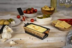KUHN RIKON Candle Light Mini Croix Suisse, Service à Raclette, Or, Poêle à Griller Antiadhésive, Avec Bougie Chauffe-plat -Cuisine Fournitures Magasin 1200x800 88