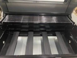 Paralux - Barbecue à Gaz 4 Brûleurs - Acier Inoxydable Avec Grilles En Fonte - Incl. Brûleur Latéral Et Plaque De Cuisson En Fonte -Cuisine Fournitures Magasin 1200x899 12