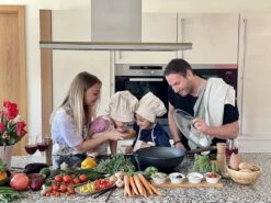 NA FRIEDEWALD POÊLE WOK EN FONTE AVEC COUVERCLE, ADAPTÉ À L'INDUCTION, REVÊTEMENT ANTI-ADHÉRENT, BORD HAUT, SOLIDE, GRILLBRAT STEWPAN, BEAU DÉVELOPPEMENT D'ARÔME, WOK POUR TOUTES SOURCES DE CHALEUR, 32 CM -Cuisine Fournitures Magasin 1200x900 24