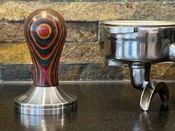 Expresso écarlate | Tamper "classic Colorato", Tampon Expresso élégant Avec Poignée Ergonomique En Bois Précieux Coloré, Pour Un Expresso Parfait, Barista Multi 58 Mm -Cuisine Fournitures Magasin 1200x901 16