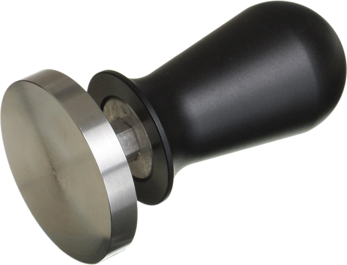 Expresso écarlate | Tamper "Perfetto" Pour Barista; Calibré à Une Pression De Contact De 35 Lb; Avec Manche En Aluminium Ou En Bois Fin Et Base En Acier Inoxydable De Précision. 2 Expresso écarlate | Tamper "Perfetto" Pour Barista; Calibré à Une Pression De Contact De 35 Lb; Avec Manche En Aluminium Ou En Bois Fin Et Base En Acier Inoxydable De Précision. – Image 2