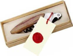 LIGNE W - ORIGINE - COUTEAU DE SOMMELIER OUVRE BOUTEILLE DE LUXE VERITABLE FÛT DE CHÊNE FINITION LIE DE VI -Cuisine Fournitures Magasin 1200x916 4