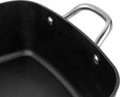 Florina Nelio Cocotte Carrée 28 X 28 Cm Aluminium 6,1 Litres Noir Mat - Convient à L'induction - Couvercle En Verre - Revêtement Antiadhésif -Cuisine Fournitures Magasin 1200x970 1