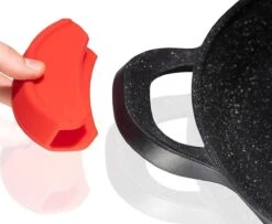 Poêle à Paella CUILINA - Revêtement Anti-adhésif Allemand GREBLON Revêtement Marbre - 36 Cm - Pour Induction Et Toutes Sources De Chaleur - Avec Poignées Amovibles En Silicone. -Cuisine Fournitures Magasin 1200x987