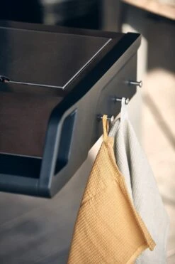 Barbecue à Gaz Enders Monroe Pro 4 SIK Turbo - Backburner- 153.5×58×118.5 Cm - 41 KG - Brûleur Infrarouge - Gaz - Barbecue -Cuisine Fournitures Magasin 799x1200 2