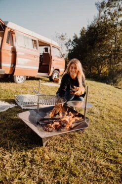 Table De Cheminée Triple Höfats - Acier Inoxydable - Ø35 Cm - Argent -Cuisine Fournitures Magasin 800x1200 86