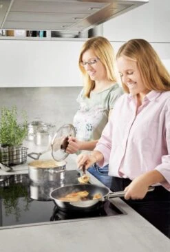 Rösle - Pince Avec Anneau De Suspension - Acier Inoxydable - 2 Cm - Argent -Cuisine Fournitures Magasin 809x1200 1