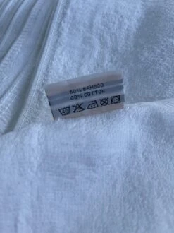 Ensemble Complet Moët & Chandon Ice Imperial Seau à Glace XL Comprenant 6 Verres Et Petit Seau à Glace Avec Cuillère Et Serviette 12 Ensemble Complet Moët & Chandon Ice Imperial Seau à Glace XL Comprenant 6 Verres Et Petit Seau à Glace Avec Cuillère Et Serviette -Cuisine Fournitures Magasin 899x1200 104