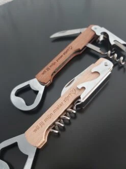 Veux-tu être Ma Marraine-tire-bouchon-bois-gravure-laser-personnaliser-question-ouvre-bouteille -Cuisine Fournitures Magasin 899x1200 13