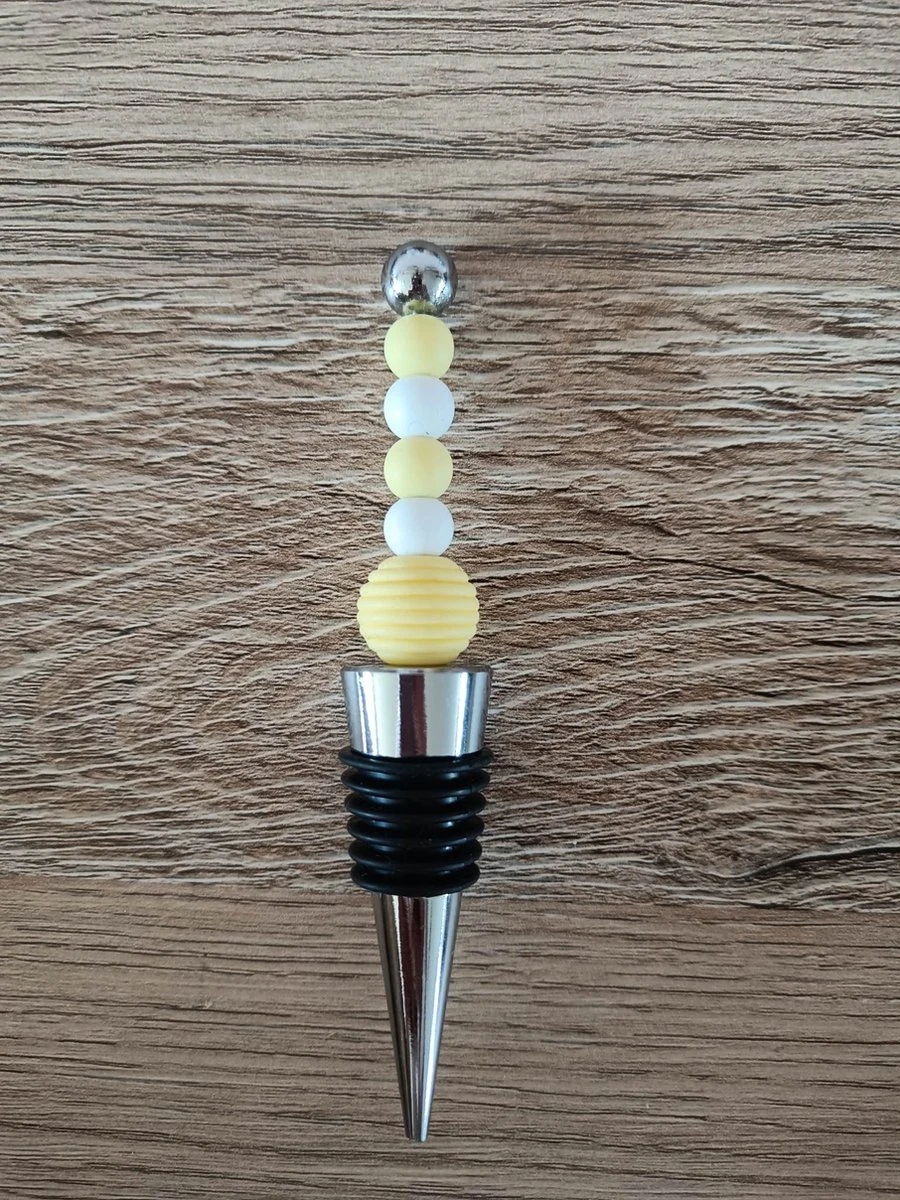Bouchon à Vin Jaune Wit - Bouchon à Vin Personnalisé - Cadeau - Acier Inoxydable - 1 Pièce - Billes De Silicone 2 Bouchon à Vin Jaune Wit - Bouchon à Vin Personnalisé - Cadeau - Acier Inoxydable - 1 Pièce - Billes De Silicone – Image 2